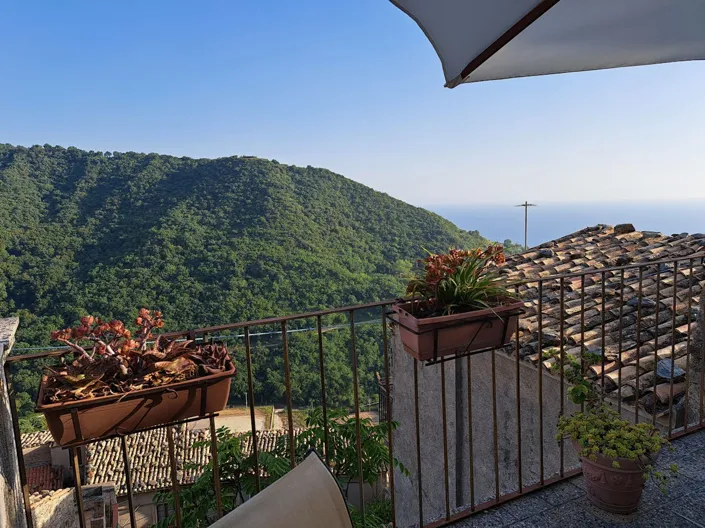 Image No.34-2 Bed Property for sale