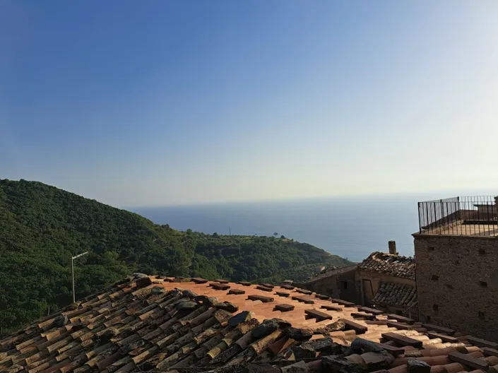 Image No.36-2 Bed Property for sale