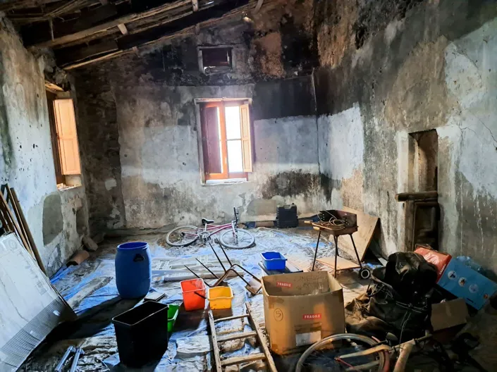 Image No.7-2 Bed Property for sale