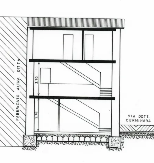 Image No.20-2 Bed Townhouse for sale