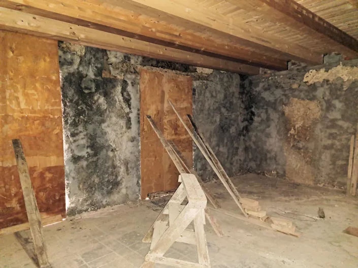 Image No.5-2 Bed Townhouse for sale