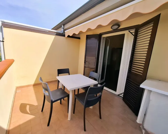 Image No.10-1 Bed Apartment for sale