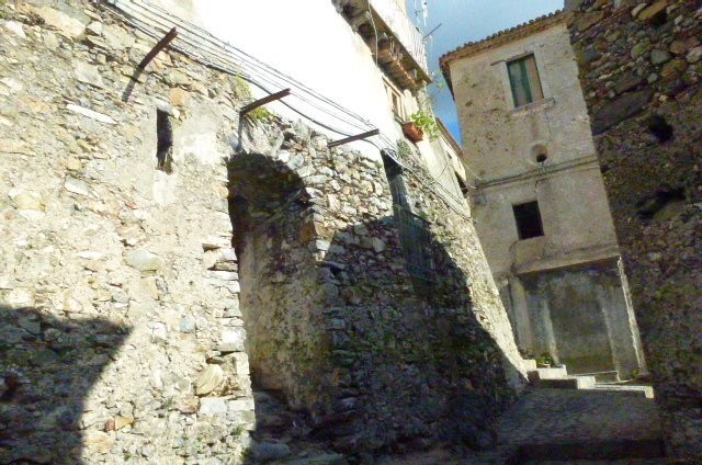 Image No.6-1 Bed Property for sale