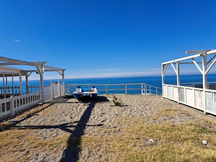 Image No.14-1 Bed Townhouse for sale