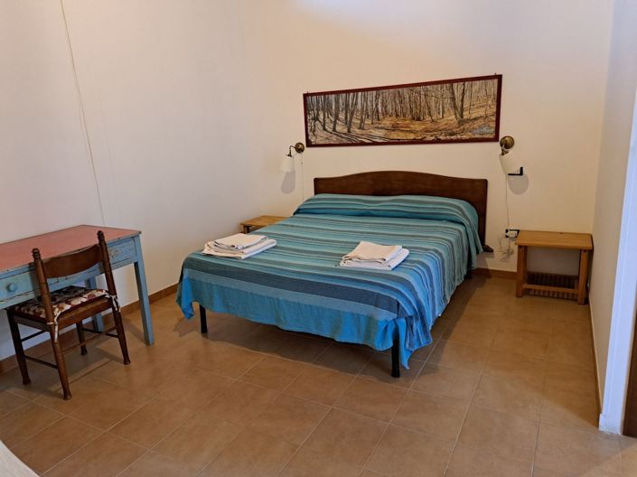 Image No.5-1 Bed Townhouse for sale