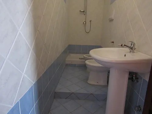 Image No.13-2 Bed Property for sale