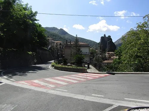 Image No.4-2 Bed Property for sale