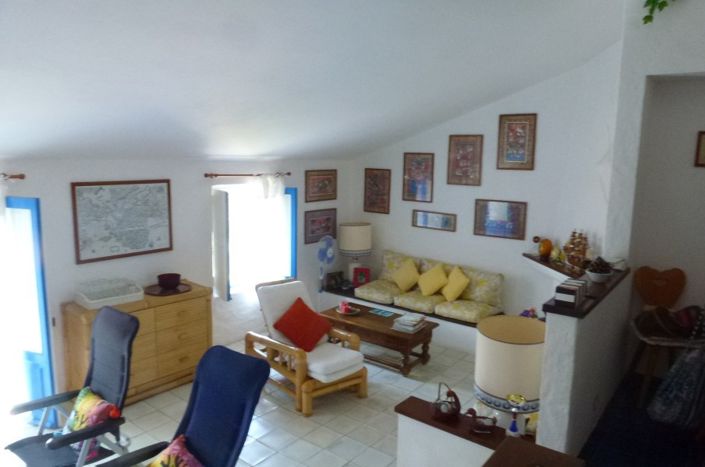 Image No.22-3 Bed Apartment for sale