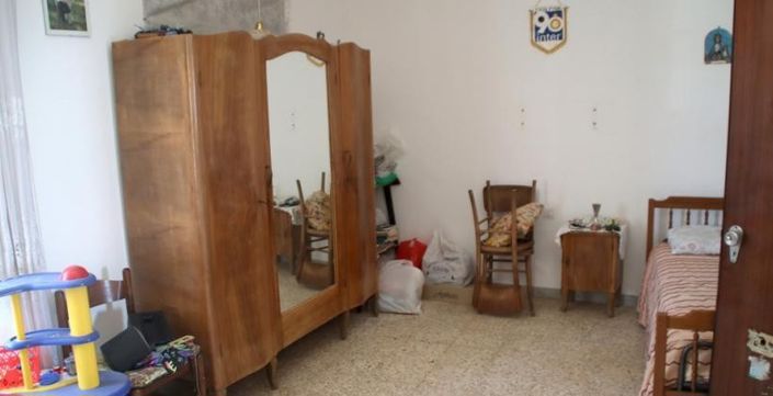 Image No.11-2 Bed House for sale