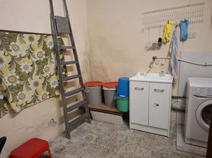 Image No.22-4 Bed House for sale