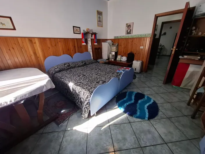 Image No.9-2 Bed House for sale