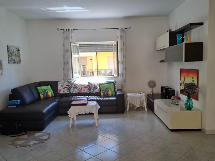 Image No.21-2 Bed Apartment for sale