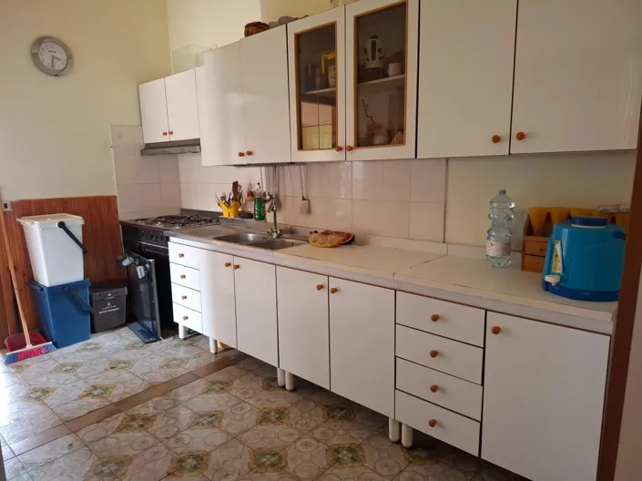 Image No.14-3 Bed Apartment for sale