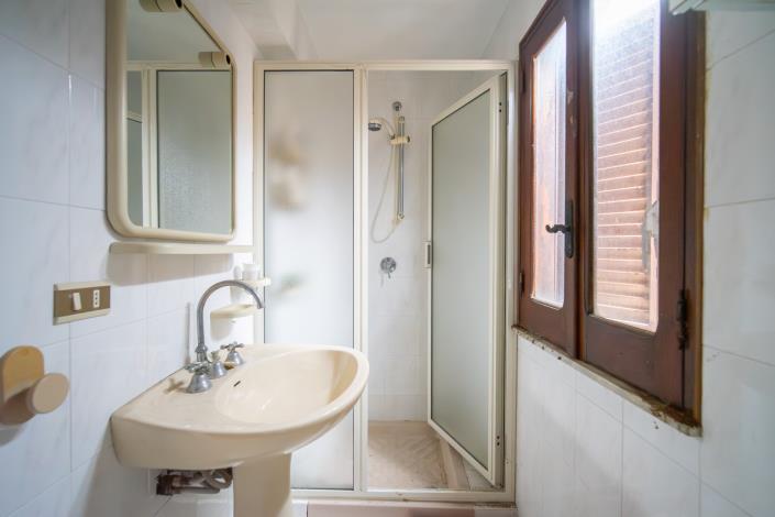 Image No.3-1 Bed Townhouse for sale