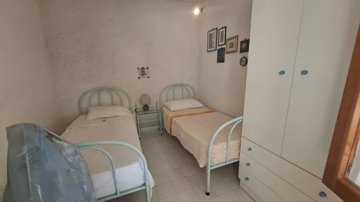 Image No.15-2 Bed Apartment for sale