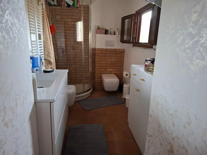 Image No.22-4 Bed Apartment for sale