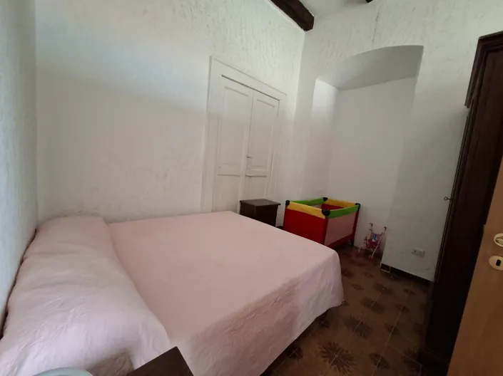 Image No.26-4 Bed Apartment for sale