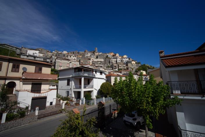 Image No.2-3 Bed Apartment for sale