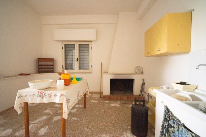 Image No.7-3 Bed Apartment for sale