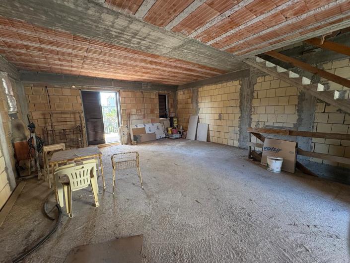 Image No.6-3 Bed Townhouse for sale