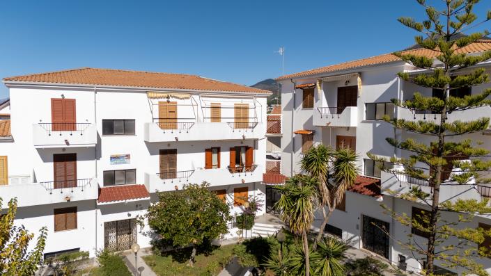 Image No.1-2 Bed Apartment for sale