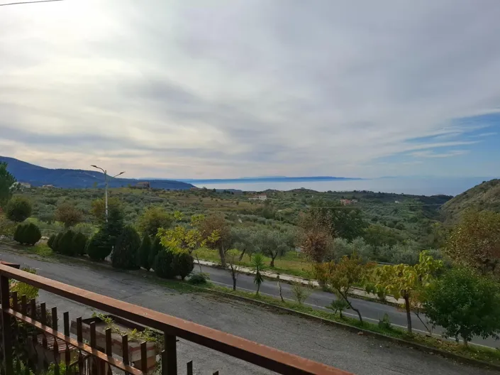 Image No.15-2 Bed Apartment for sale