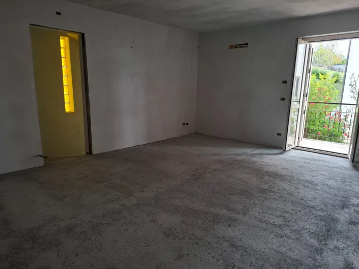 Image No.19-2 Bed Apartment for sale