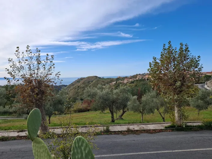 Image No.27-2 Bed Apartment for sale