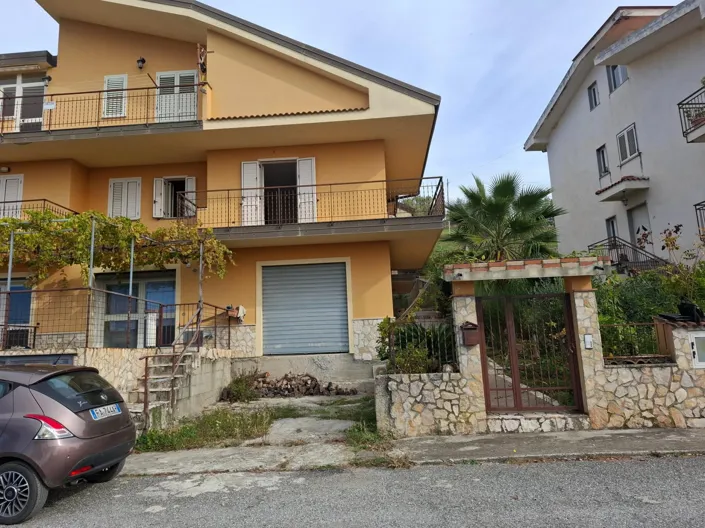 Image No.28-2 Bed Apartment for sale