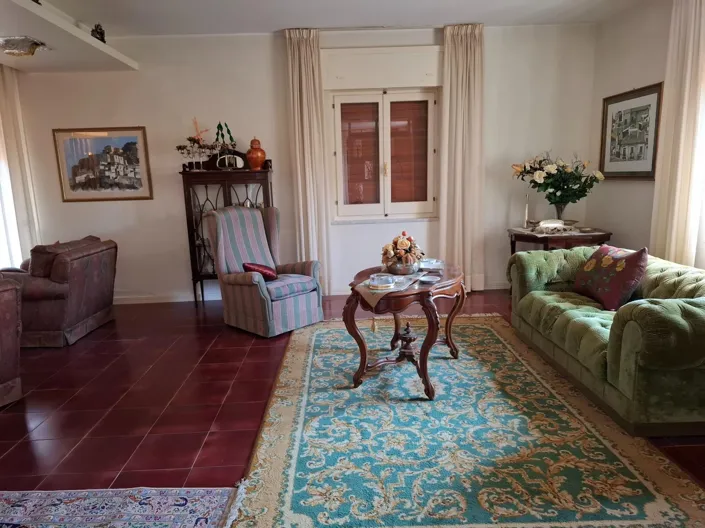 Image No.8-Villa de 4 chambres à vendre à Catanzaro