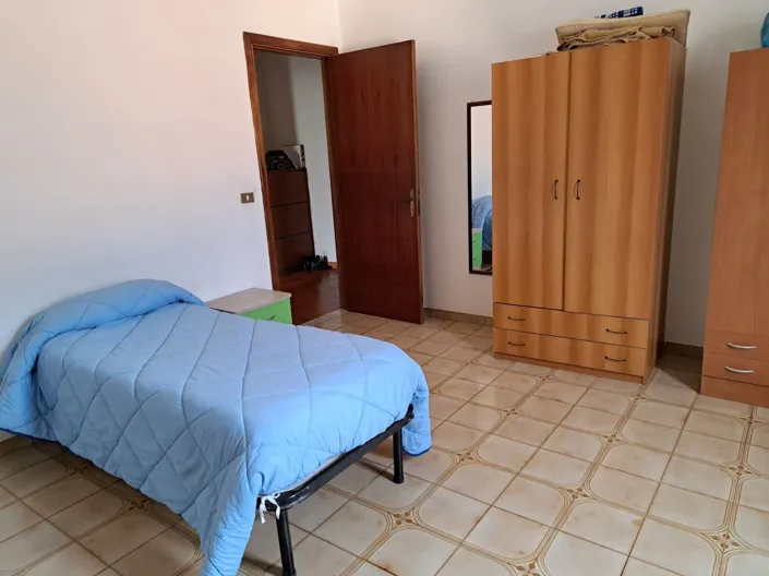 Image No.3-Maison de 3 chambres à vendre à Calabre