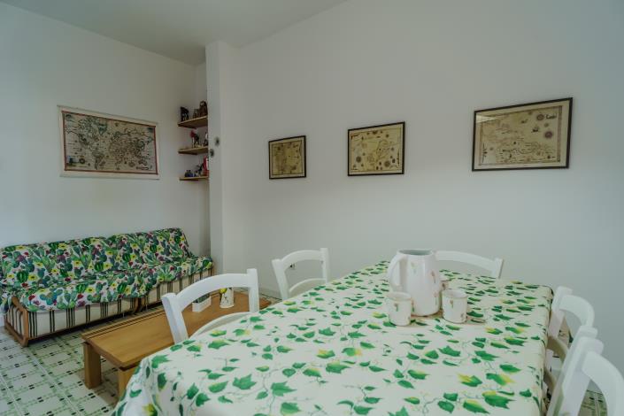 Image No.2-3 Bed Villa for sale