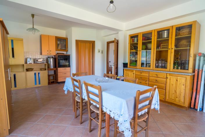 Image No.7-4 Bed Villa for sale