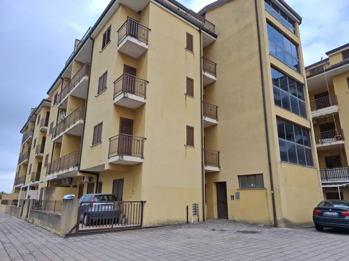 Image No.15-Appartement de 2 chambres à vendre à Nocera Terinese