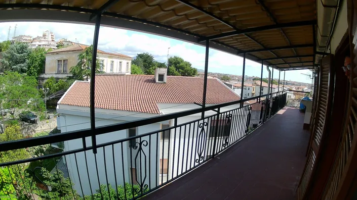 Image No.21-2 Bed Property for sale
