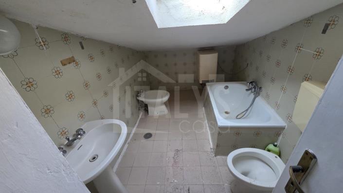 Image No.2-3 Bed Townhouse for sale