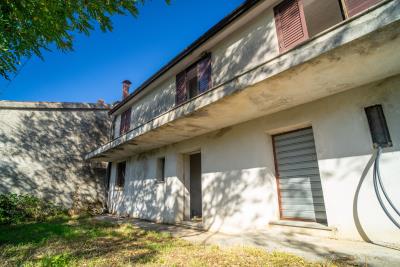 House-view