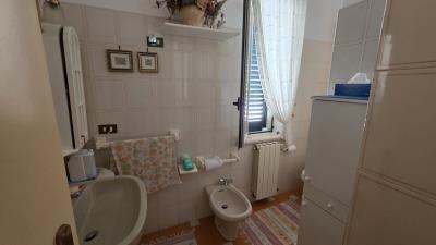 Bathroom-2