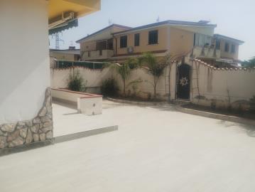 Terrace-and-garden-view