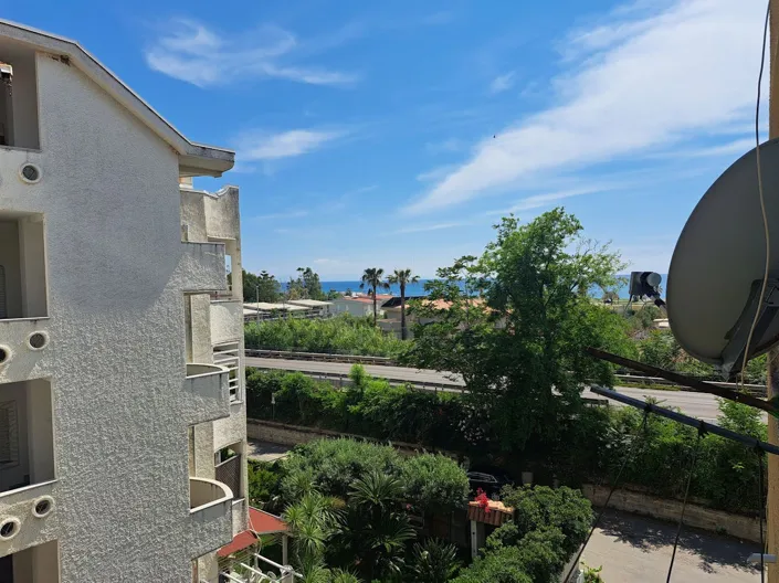Image No.22-3 Bed Apartment for sale