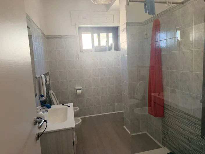 Image No.8-3 Bed Apartment for sale