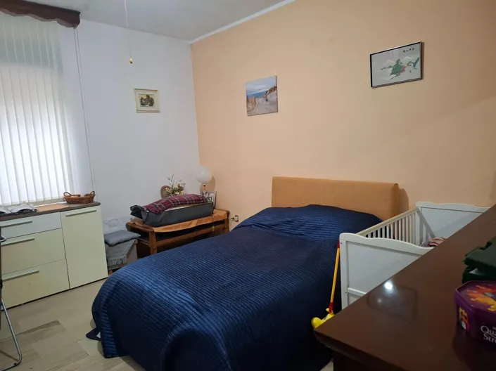 Image No.16-3 Bed House for sale