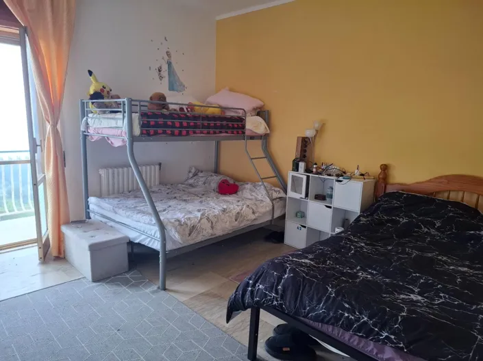 Image No.17-3 Bed House for sale