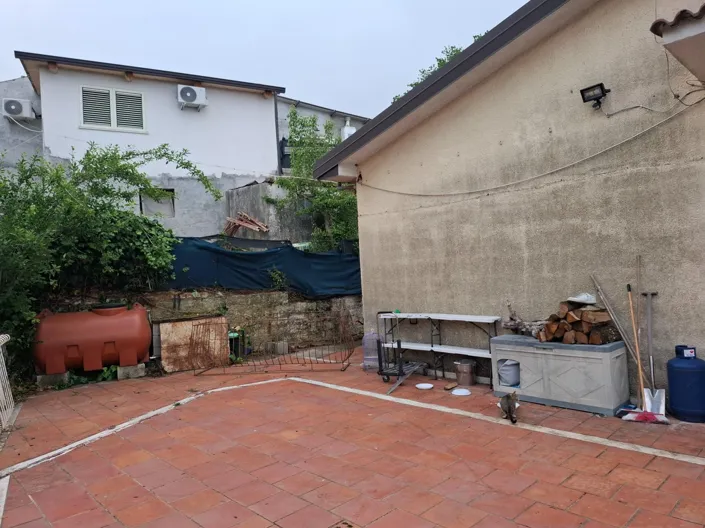 Image No.20-3 Bed House for sale