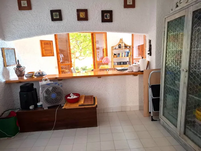 Image No.10-3 Bed House for sale