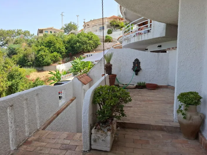 Image No.4-3 Bed House for sale