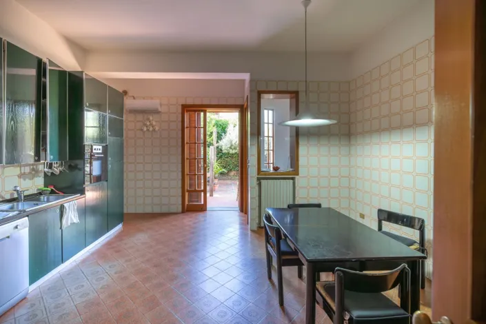 Image No.23-5 Bed Villa for sale