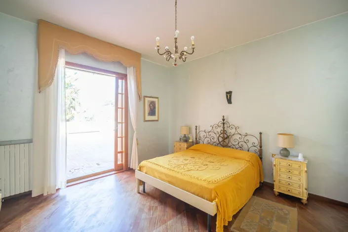 Image No.26-5 Bed Villa for sale