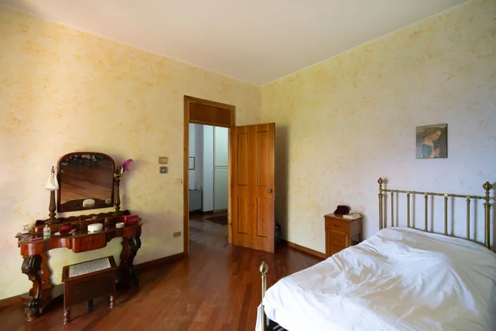 Image No.30-5 Bed Villa for sale