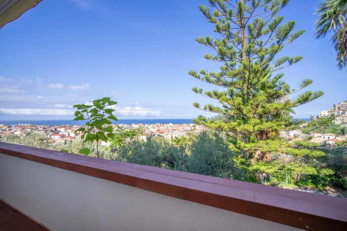 Image No.34-5 Bed Villa for sale